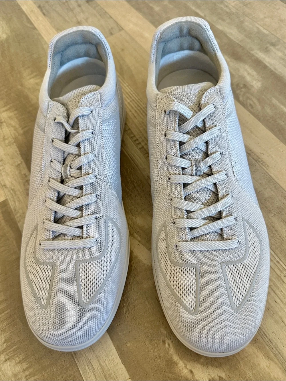 Rothys rs01 sneaker